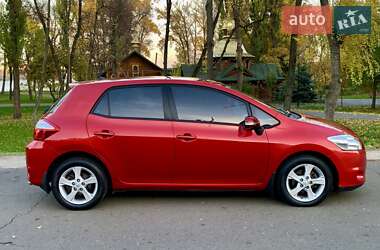 Хетчбек Toyota Auris 2011 в Києві