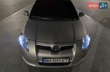 Хэтчбек Toyota Auris 2007 в Болграде