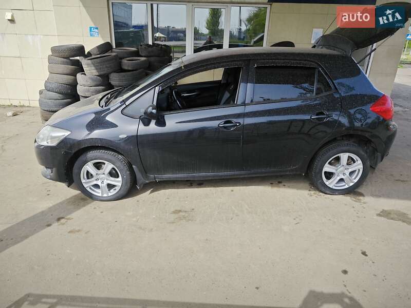Хетчбек Toyota Auris 2008 в Краматорську