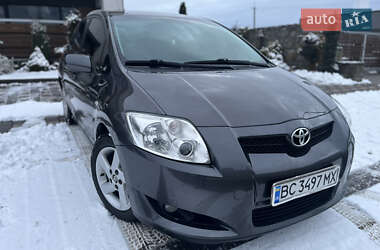 Хетчбек Toyota Auris 2008 в Стрию