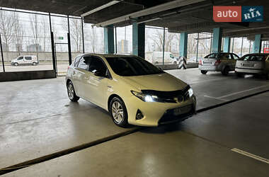 Хетчбек Toyota Auris 2013 в Києві