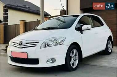 Хетчбек Toyota Auris 2012 в Хмельницькому