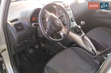 Хэтчбек Toyota Auris 2008 в Стрые