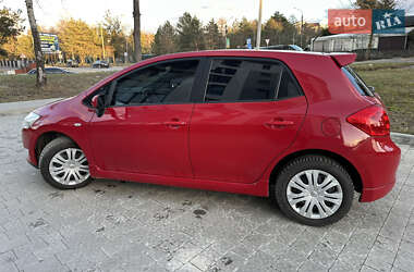 Хетчбек Toyota Auris 2008 в Новояворівську