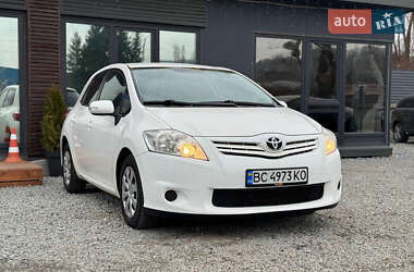 Хетчбек Toyota Auris 2012 в Львові