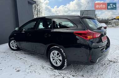 Универсал Toyota Auris 2014 в Трускавце