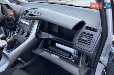 Хетчбек Toyota Auris 2011 в Тернополі