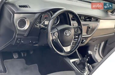 Універсал Toyota Auris 2015 в Стрию