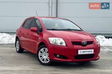 Хэтчбек Toyota Auris 2008 в Киеве