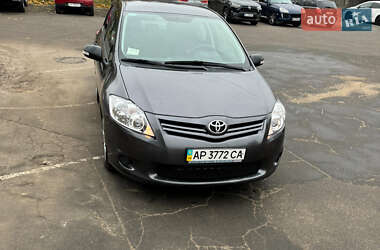 Хетчбек Toyota Auris 2011 в Запоріжжі