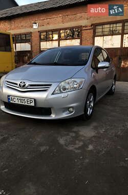 Хетчбек Toyota Auris 2011 в Луцьку