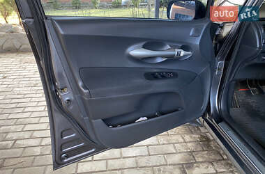 Хетчбек Toyota Auris 2008 в 