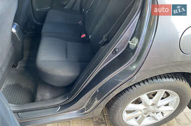 Хетчбек Toyota Auris 2008 в 