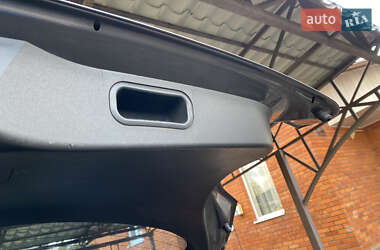 Хетчбек Toyota Auris 2008 в 