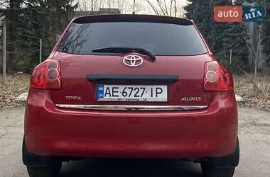 Хэтчбек Toyota Auris 2008 в 