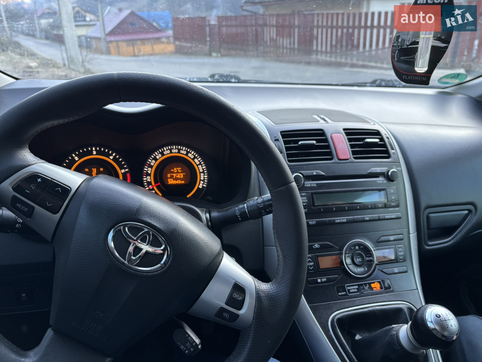 2010 Toyota Auris - мініатюра 10
