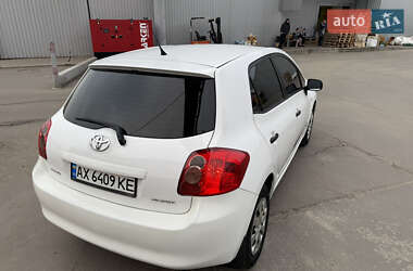 Хэтчбек Toyota Auris 2008 в 