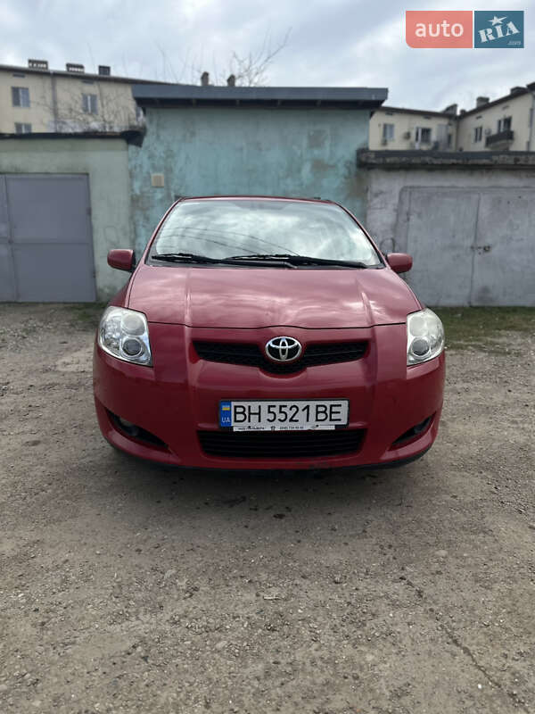 Хэтчбек Toyota Auris 2008 в Одессе