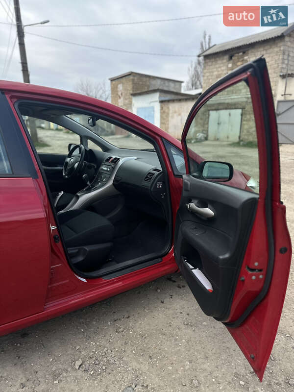 Хэтчбек Toyota Auris 2008 в Одессе