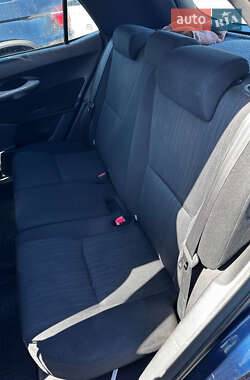 Хетчбек Toyota Auris 2008 в 