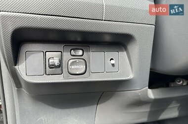 Хэтчбек Toyota Auris 2008 в 