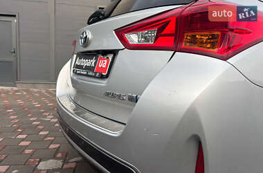 Универсал Toyota Auris 2014 в 