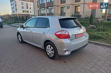 Хэтчбек Toyota Auris 2011 в Ковеле