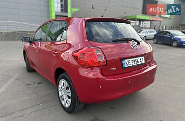 Хэтчбек Toyota Auris 2008 в 