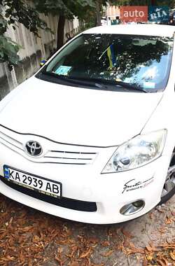 Хетчбек Toyota Auris 2012 в Києві
