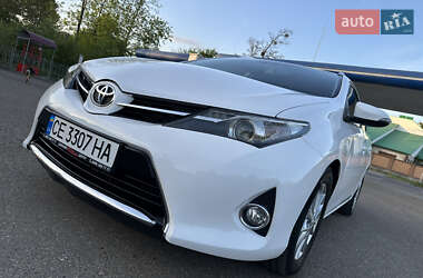 Універсал Toyota Auris 2014 в 