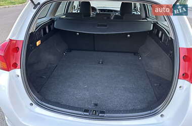 Універсал Toyota Auris 2014 в 