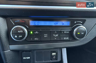 Універсал Toyota Auris 2014 в 
