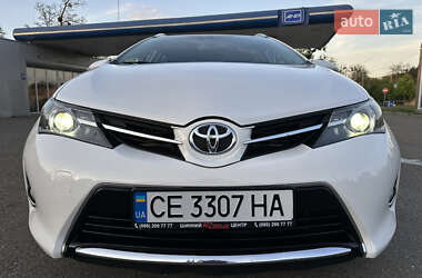 Універсал Toyota Auris 2014 в 