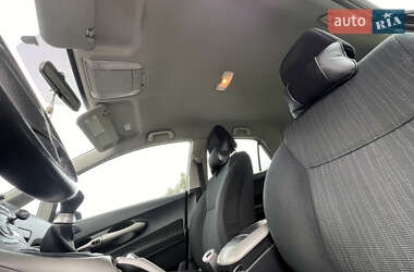 Хэтчбек Toyota Auris 2008 в 