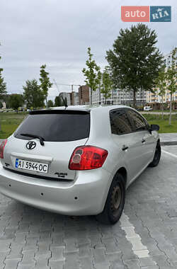 Хэтчбек Toyota Auris 2007 в 