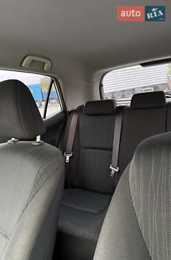 Хэтчбек Toyota Auris 2007 в 