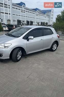 Хетчбек Toyota Auris 2012 в Дніпрі