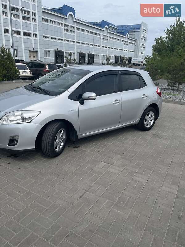 Хетчбек Toyota Auris 2012 в Дніпрі