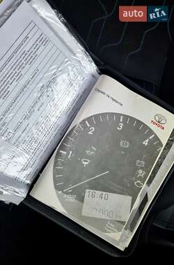 Хэтчбек Toyota Auris 2010 в 