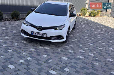 Універсал Toyota Auris 2015 в 