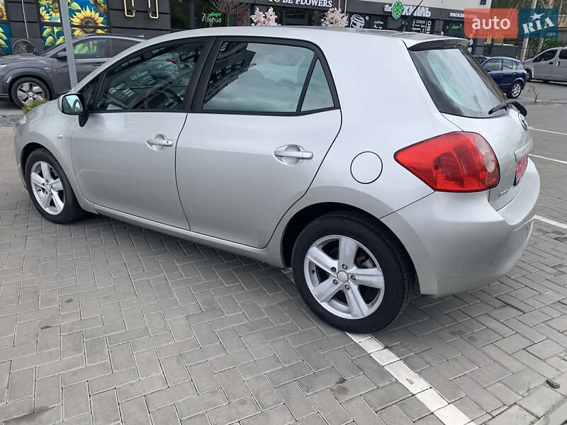 Хетчбек Toyota Auris 2008 в Ковелі