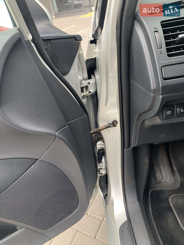 Хетчбек Toyota Auris 2008 в Ковелі