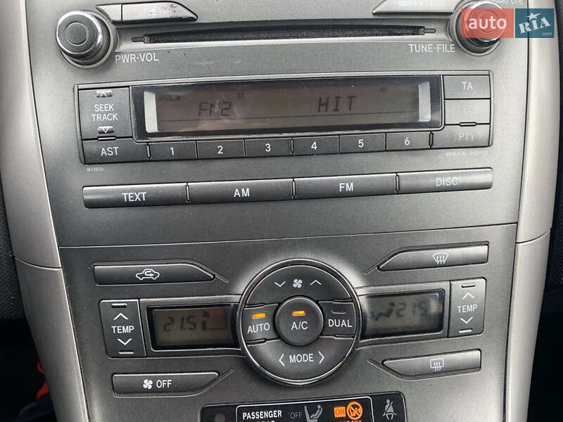 Хетчбек Toyota Auris 2008 в Ковелі