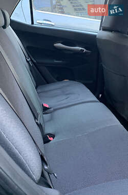 Хетчбек Toyota Auris 2008 в 
