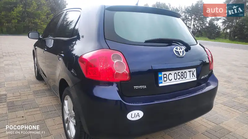 Toyota Auris 2009