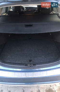 Универсал Toyota Auris 2016 в Львове