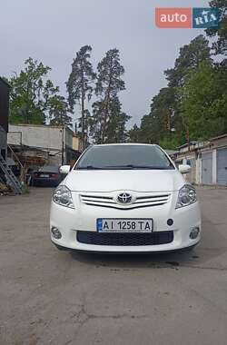 Хетчбек Toyota Auris 2011 в Києві