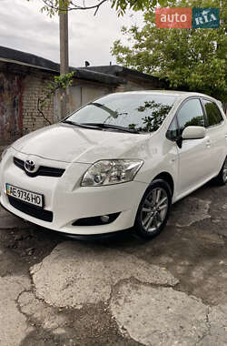 Хэтчбек Toyota Auris 2009 в Кривом Роге