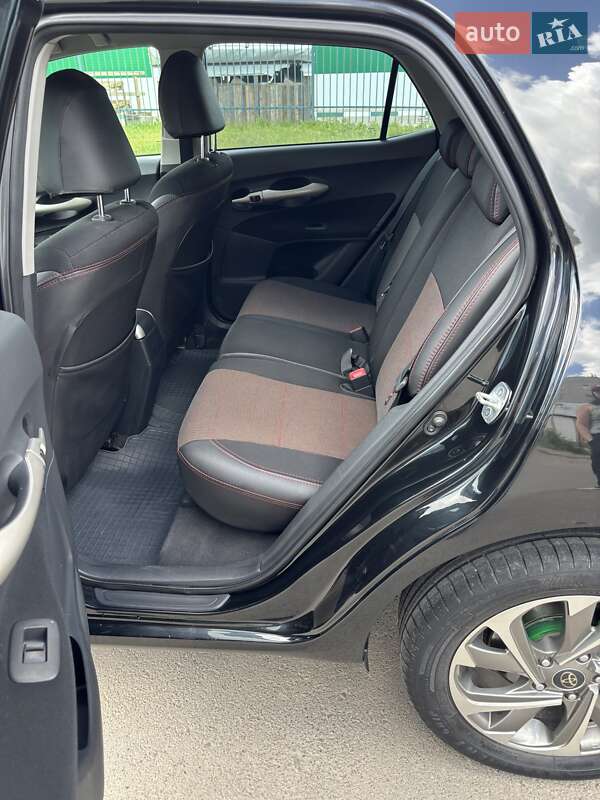 Хэтчбек Toyota Auris 2008 в Вознесенске
