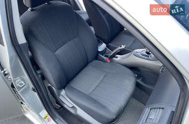 Хетчбек Toyota Auris 2007 в 